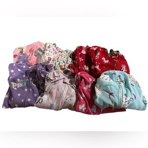 18 month winter/autumn fleece pajama bundle. 10 pieces!